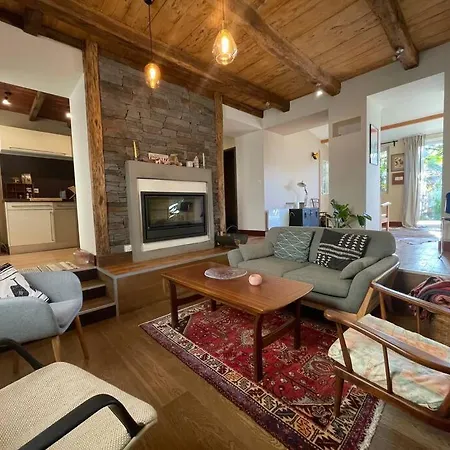 Maison De Charme Proche Futuroscope Сasa de vacaciones *